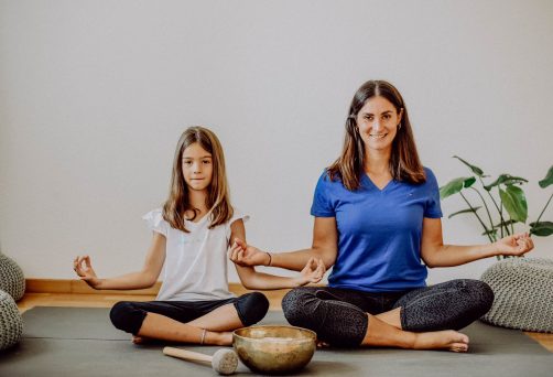 Eltern-Kind-Yoga (3-6 Jahre) – Sina